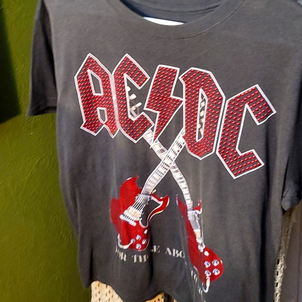 T shirt